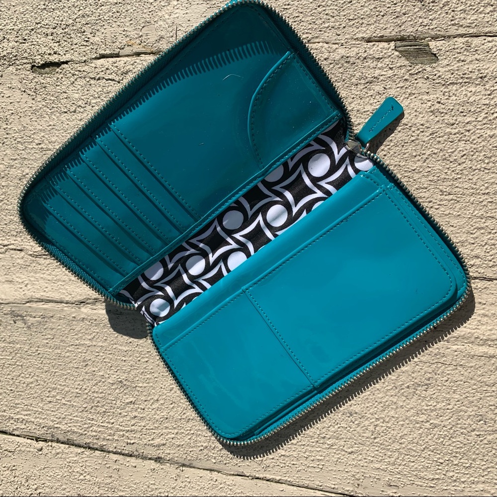 Wallet - Picture 2 of 2